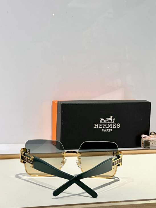 Picture of Hermes Sunglasses _SKUfw69706423fw
